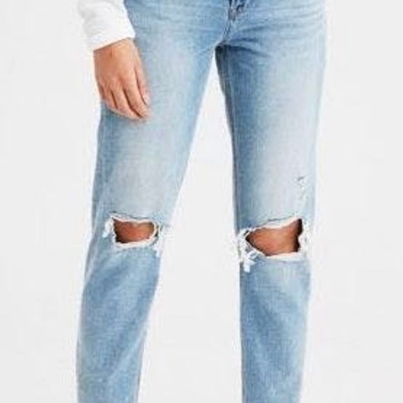 American Eagle Mom Jeans - Picture 1 of 2